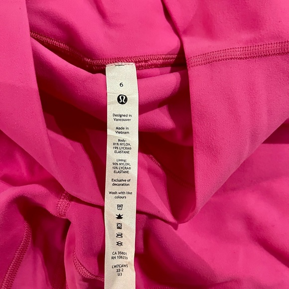 Lululemon align high rise short 4” - Picture 5 of 5